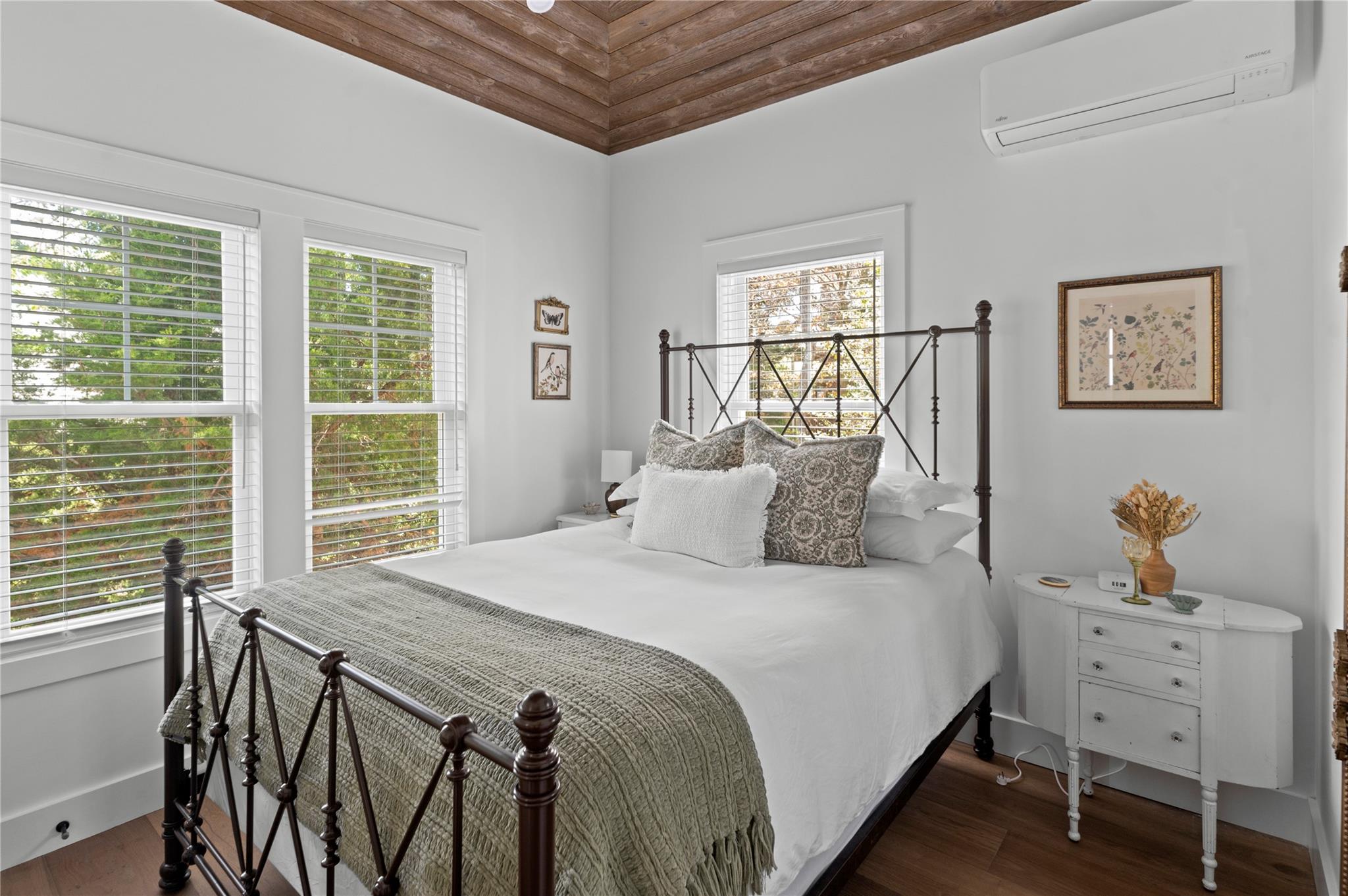 274 Cottage Walk Ocean Beach Ocean Beach NY 11770