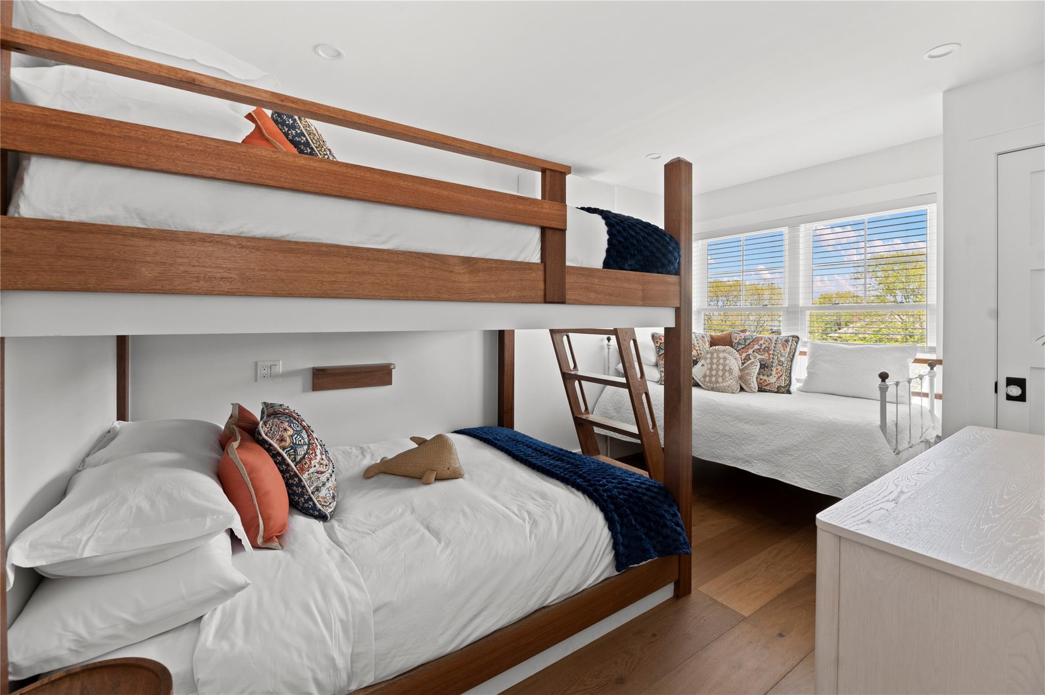 274 Cottage Walk Ocean Beach Ocean Beach NY 11770