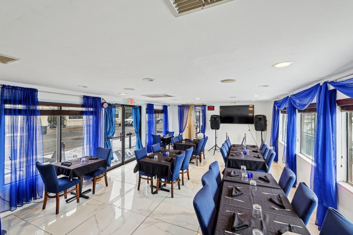 103 Woodcleft Avenue Freeport Freeport, NY 11520