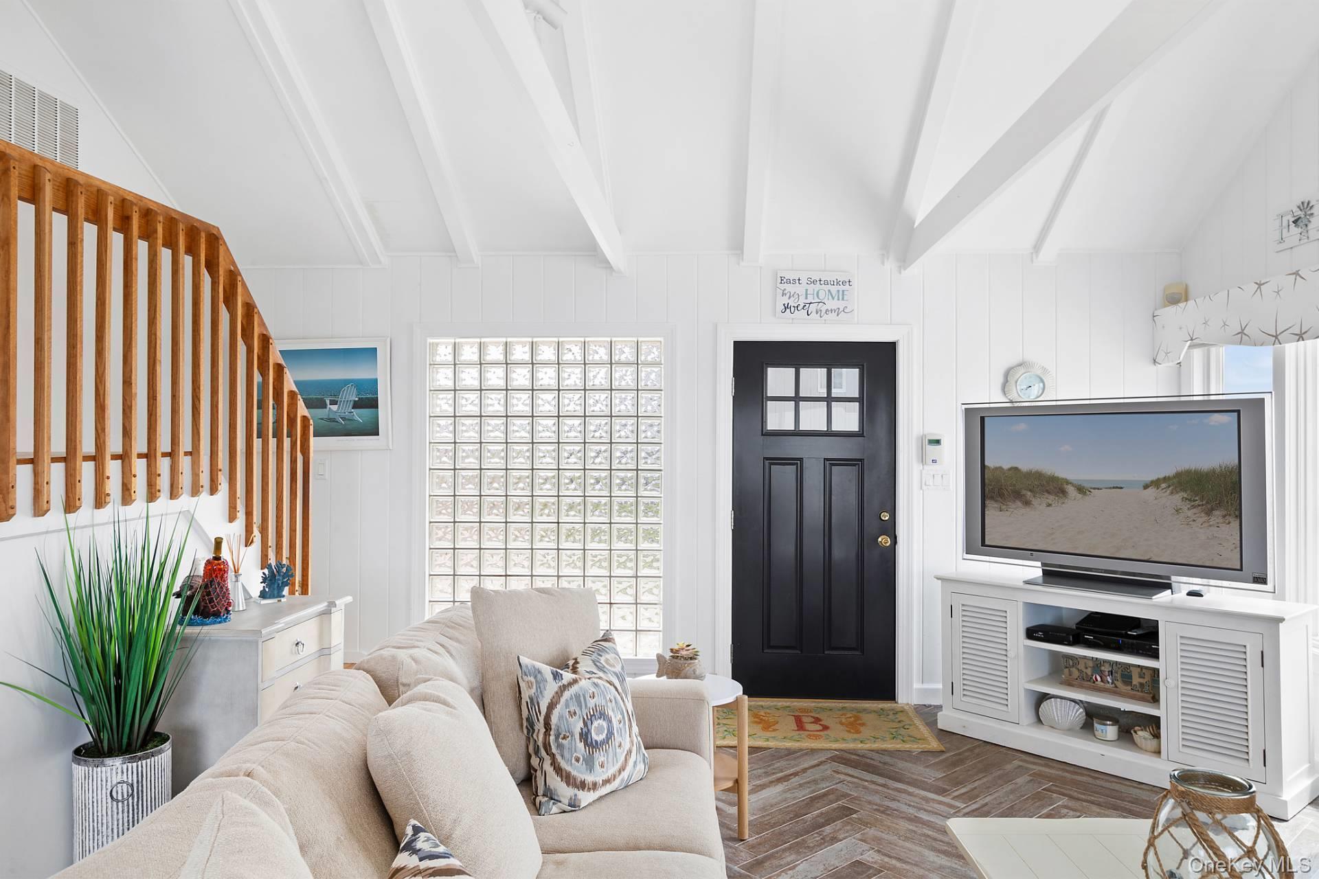 132 Point Road Westhampton Beach Westhampton Beach NY 11978