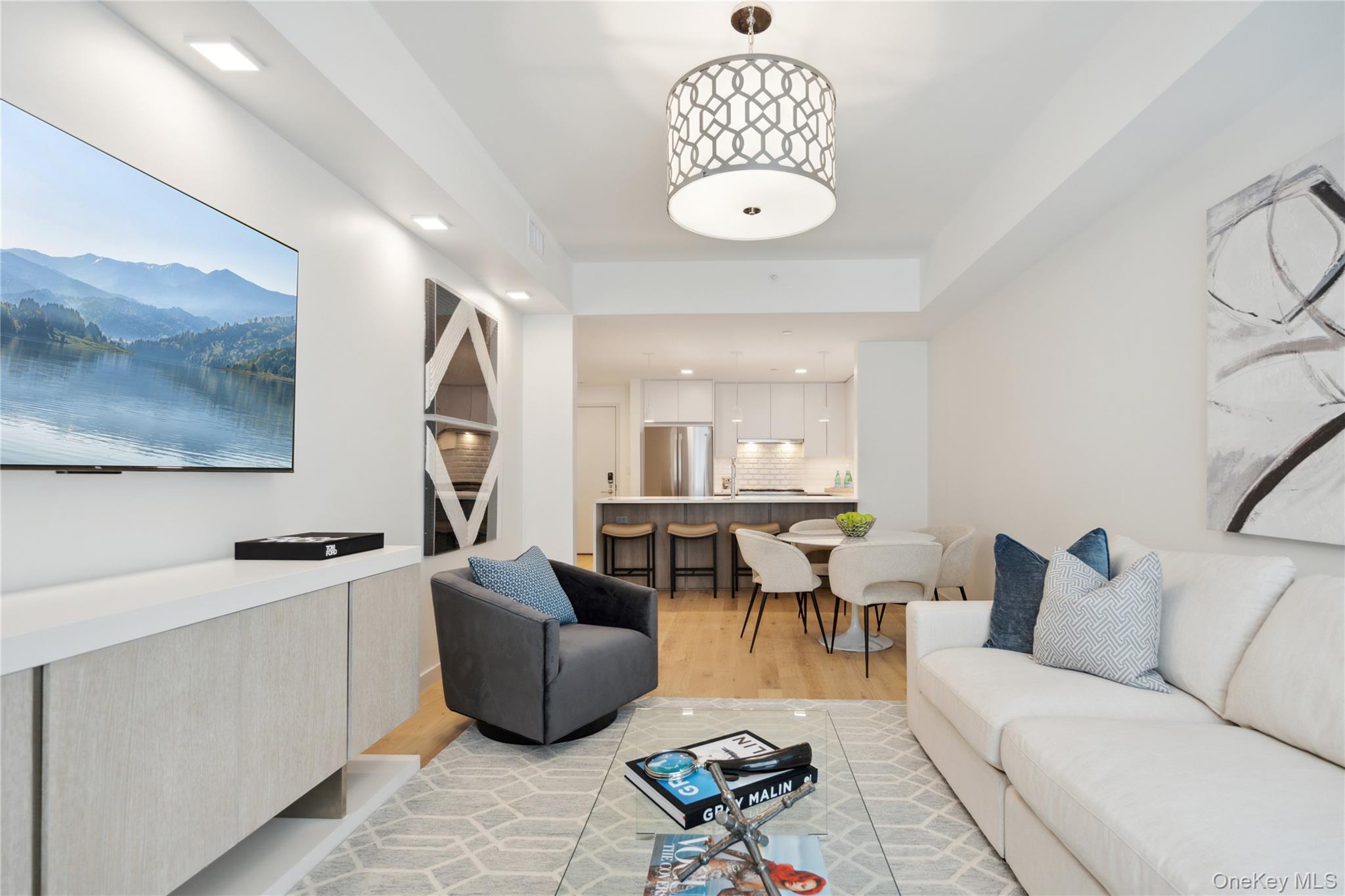 218 Middle Neck Road 302 Great Neck Great Neck NY 11021