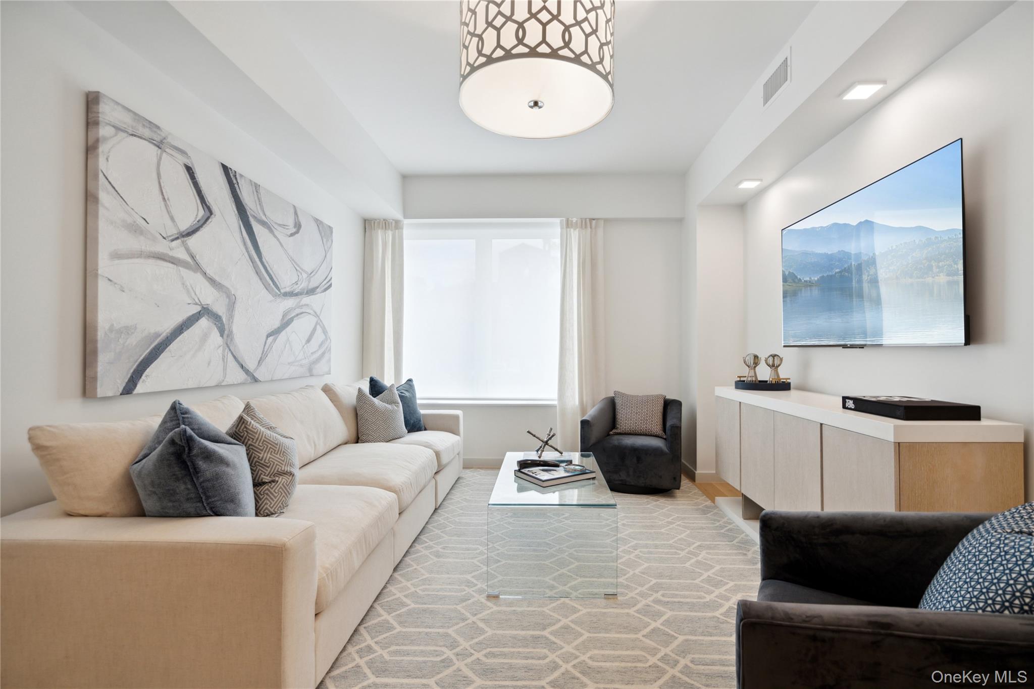 218 Middle Neck Road 302 Great Neck Great Neck NY 11021