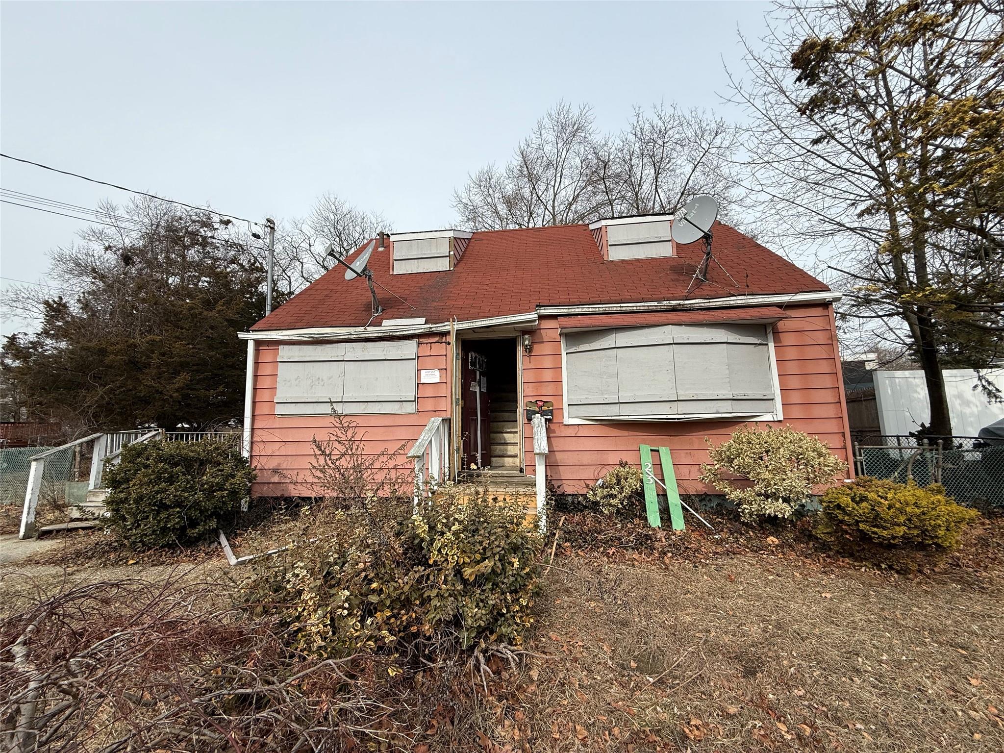 23 Satinwood Street Central Islip Central Islip NY 11722