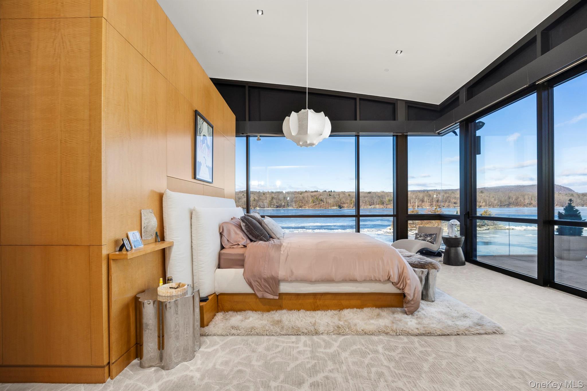 46 Ledgerock Lane Out of NYC Hyde Park, NY 12538