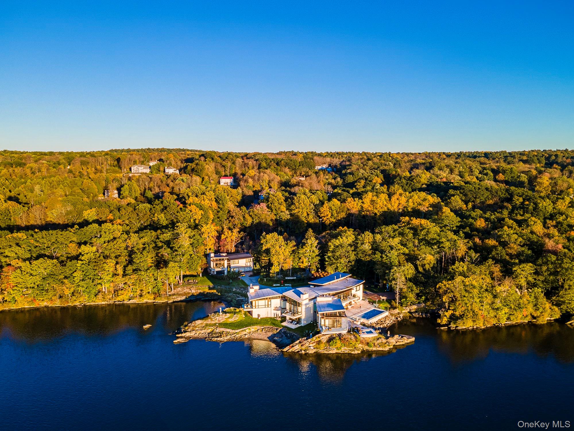 46 Ledgerock Lane Out of NYC Hyde Park, NY 12538