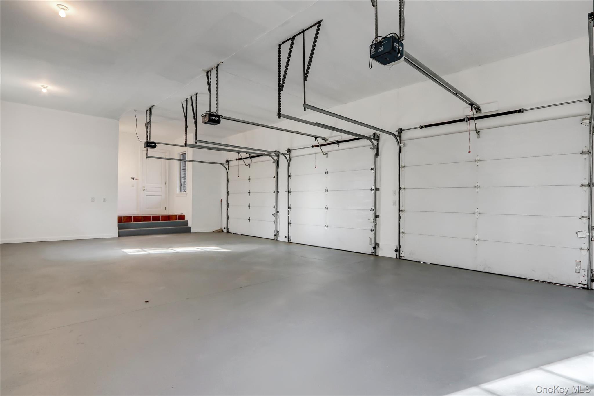 117 Centre Island Road Centre Island Centre Island, NY 11771