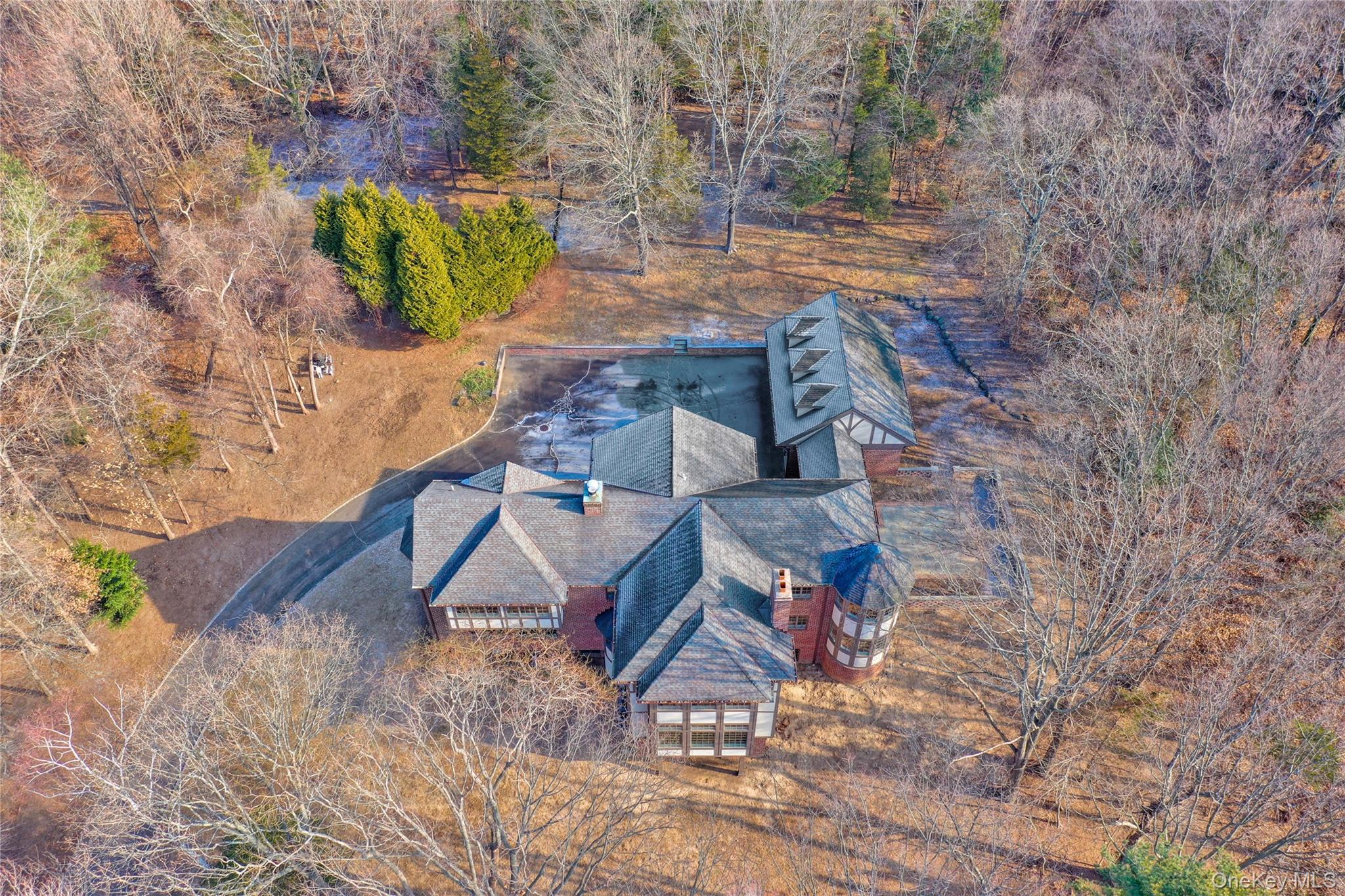 117 Centre Island Road Centre Island Centre Island, NY 11771