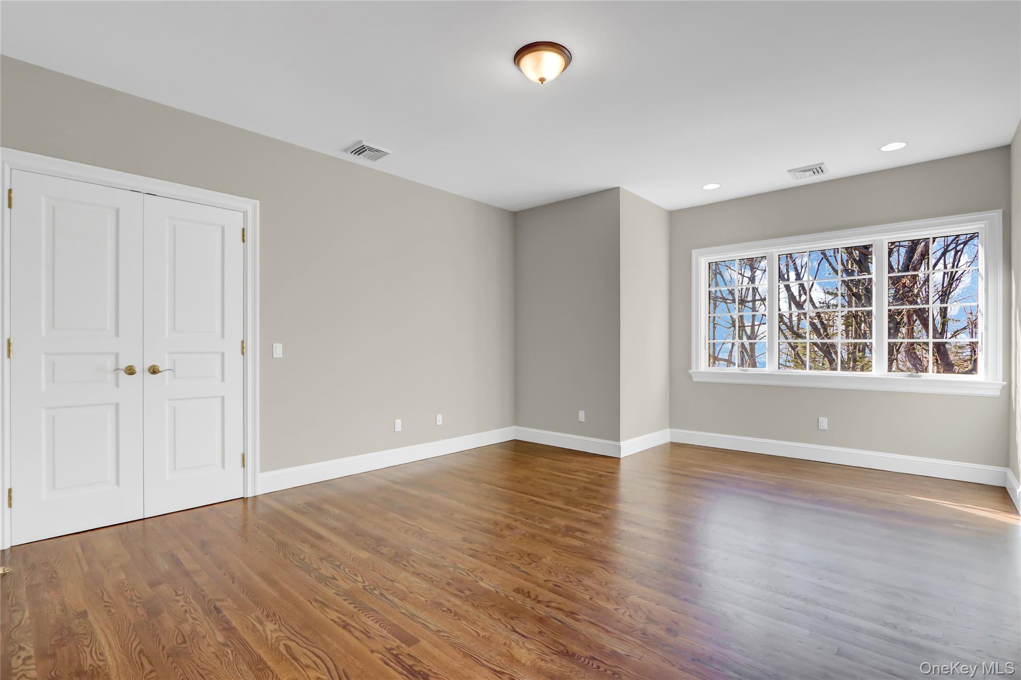 117 Centre Island Road Centre Island Centre Island, NY 11771