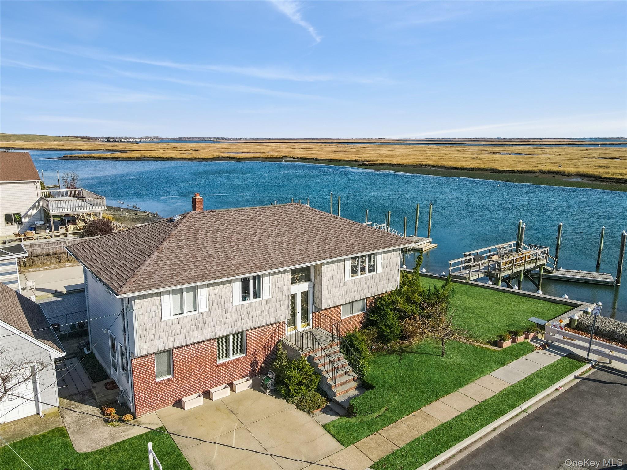 255 Delaware Avenue Island Park Island Park, NY 11558