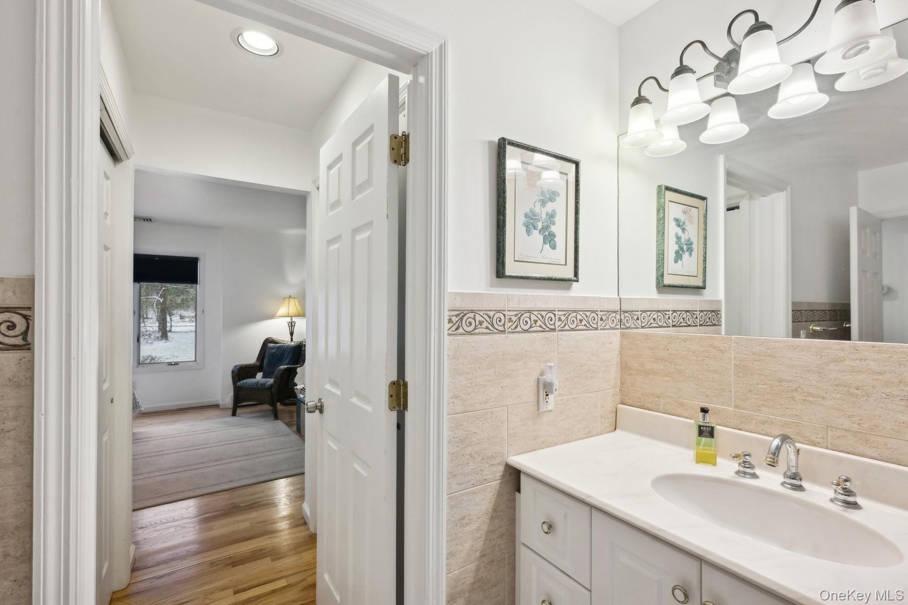 12 Hildreth Road Hampton Bays Hampton Bays, NY 11946