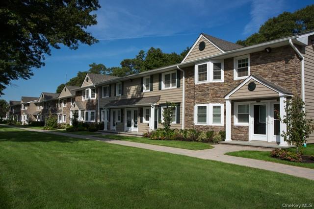 301 Tudor Lane 301 Middle Island Middle Island, NY 11953