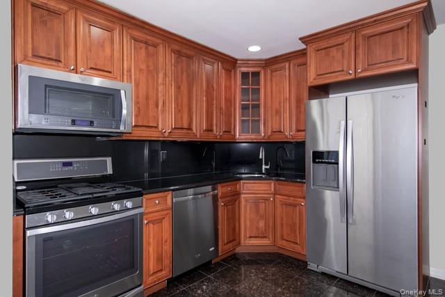 301 Tudor Lane 301 Middle Island Middle Island, NY 11953