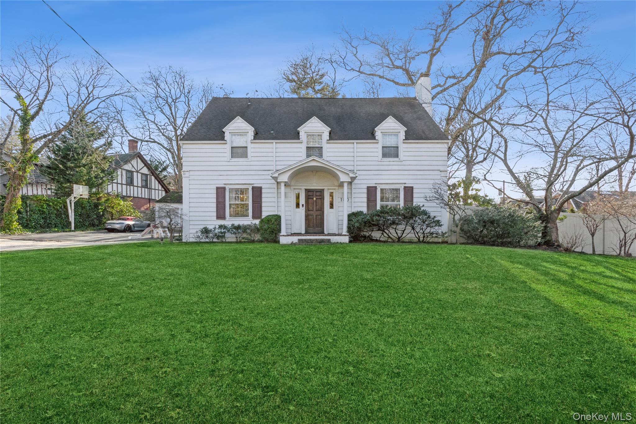 180 Longwood Crossing Lawrence Lawrence, NY 11559