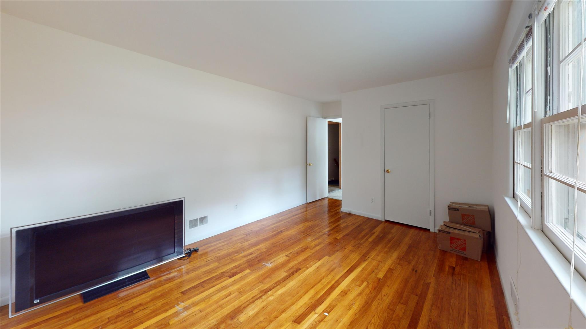 7 Theresa Lane Scarsdale Scarsdale, NY 10583