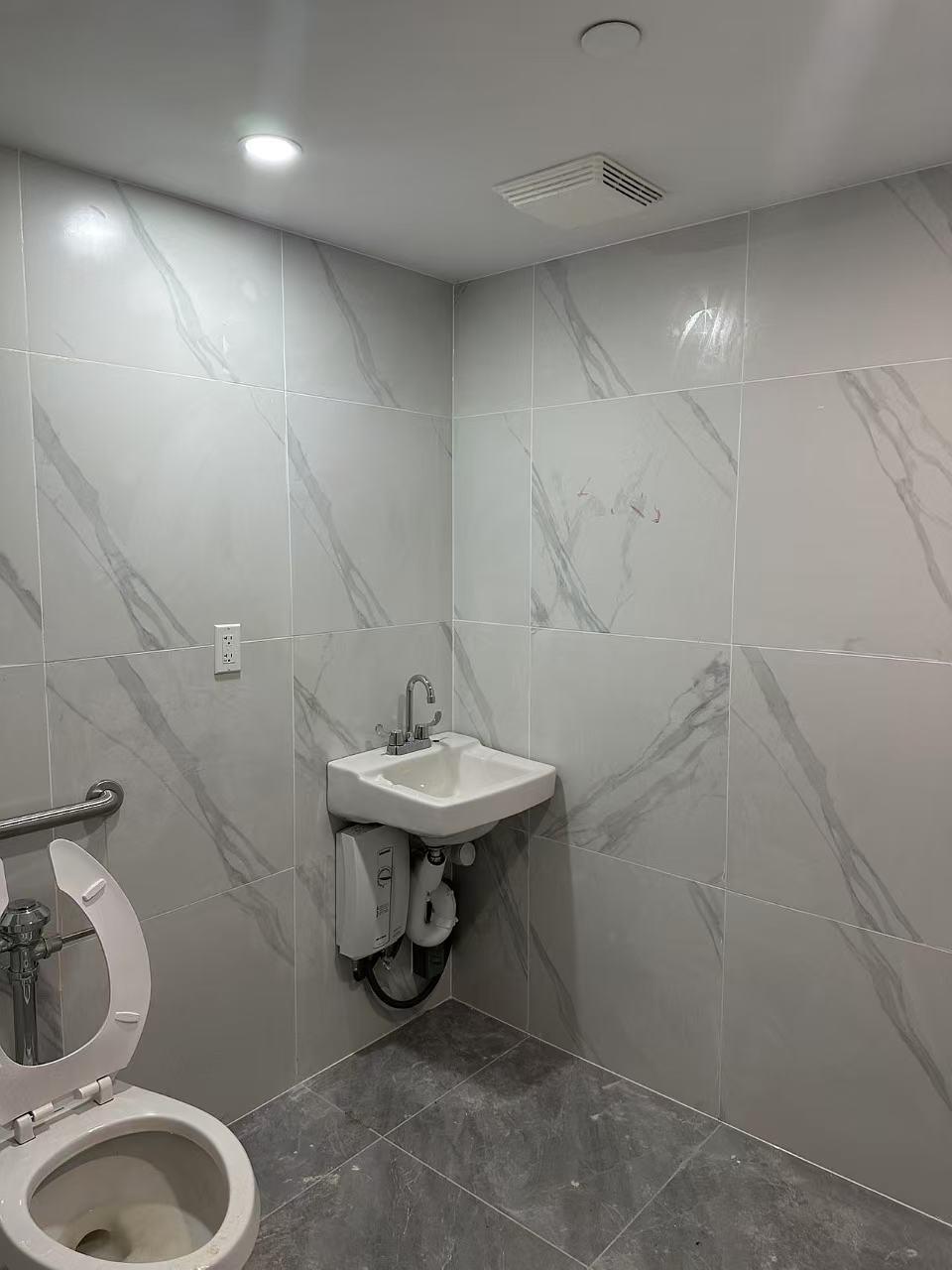 13680 41st Avenue 2-A Flushing Flushing, NY 11355