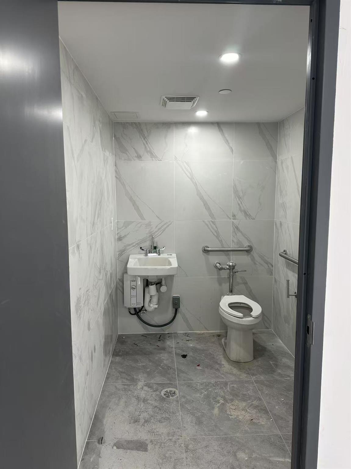 13680 41st Avenue 2-B Flushing Flushing, NY 11355