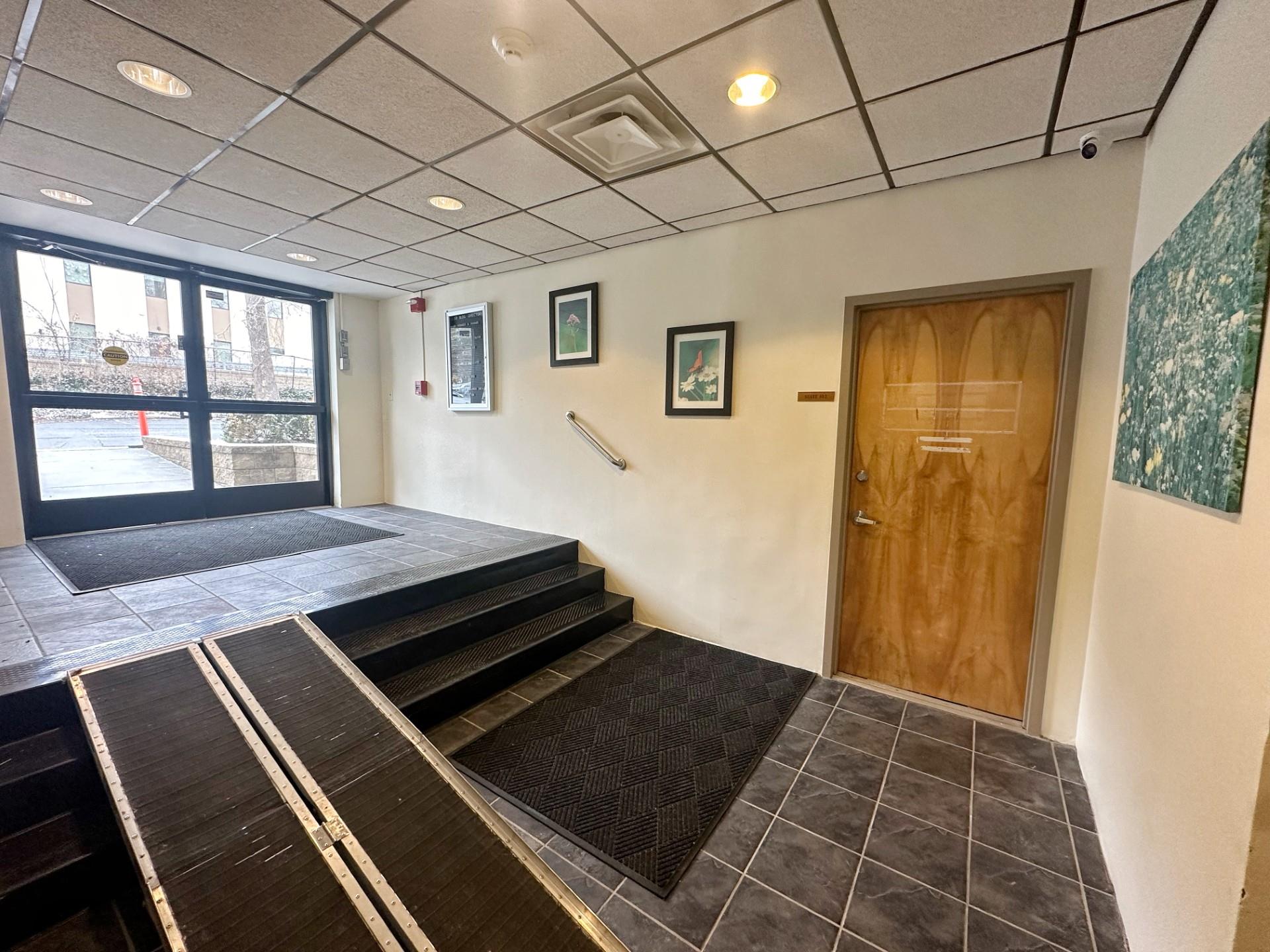 531 Central Park Avenue 102 Scarsdale Scarsdale, NY 10583