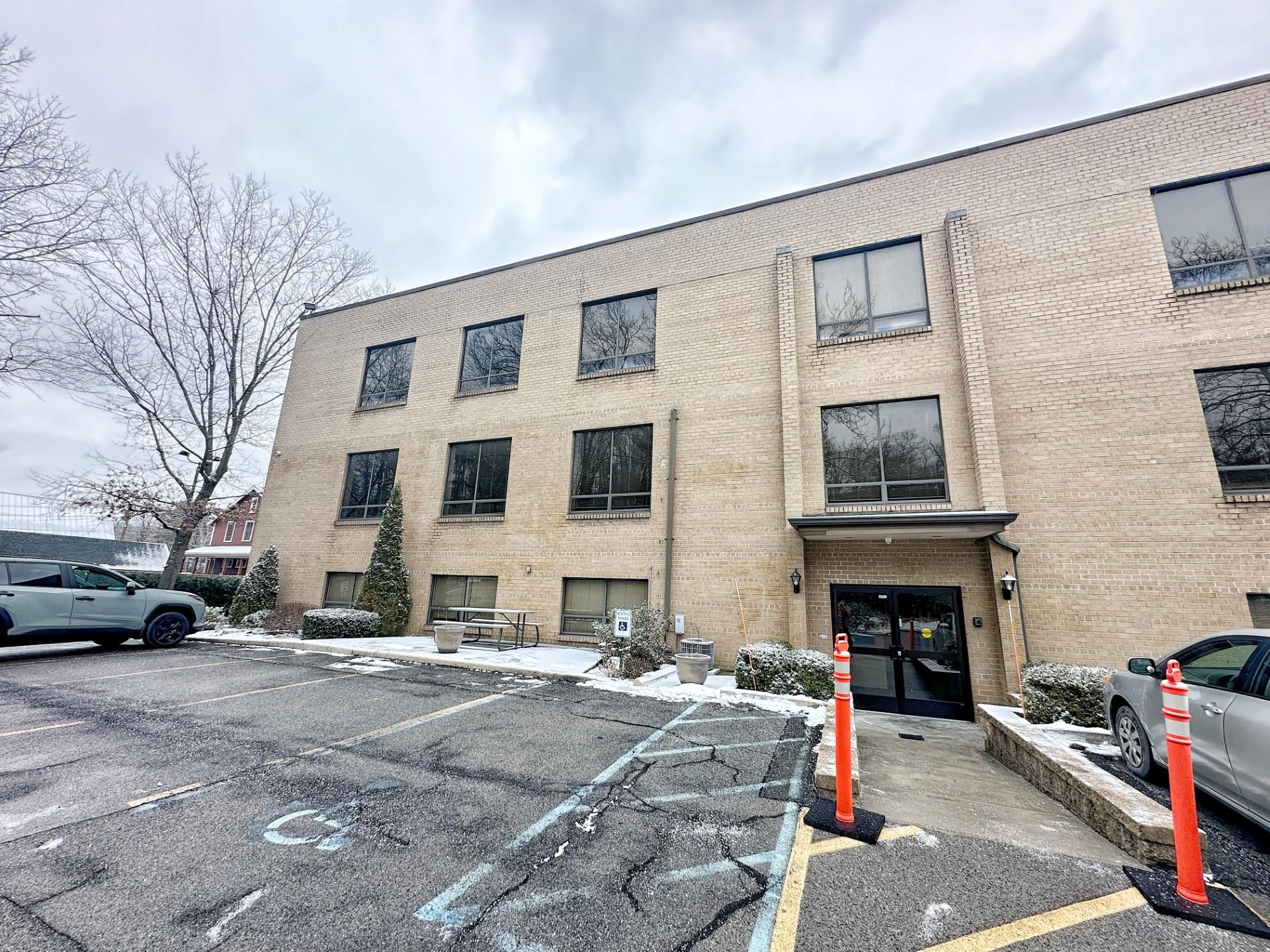 531 Central Park Avenue 102 Scarsdale Scarsdale, NY 10583