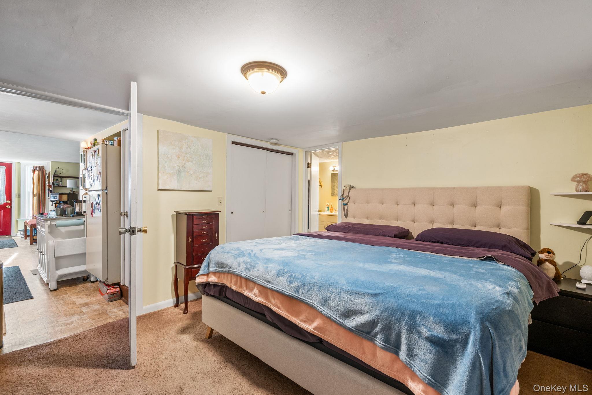 69 Lippincott Road Out of NYC Wallkill, NY 12589