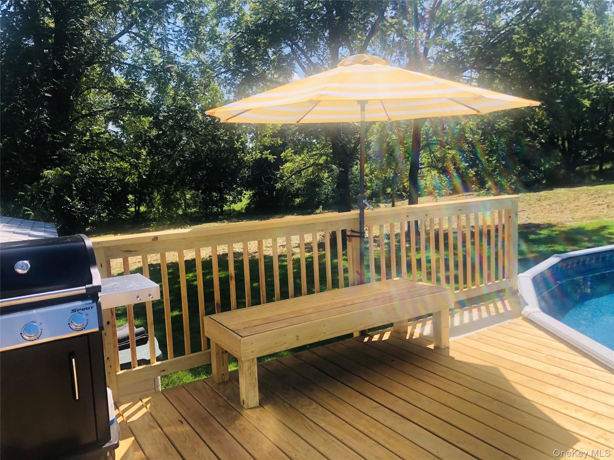 69 Lippincott Road Out of NYC Wallkill, NY 12589