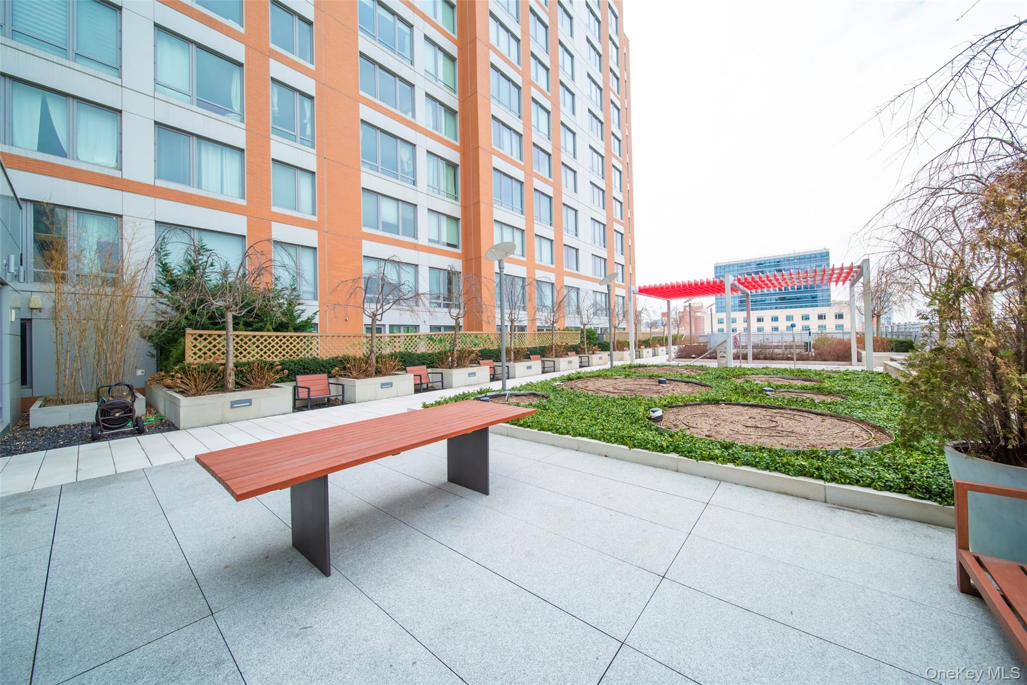 138-35 39th Avenue 17-H Flushing Flushing, NY 11354