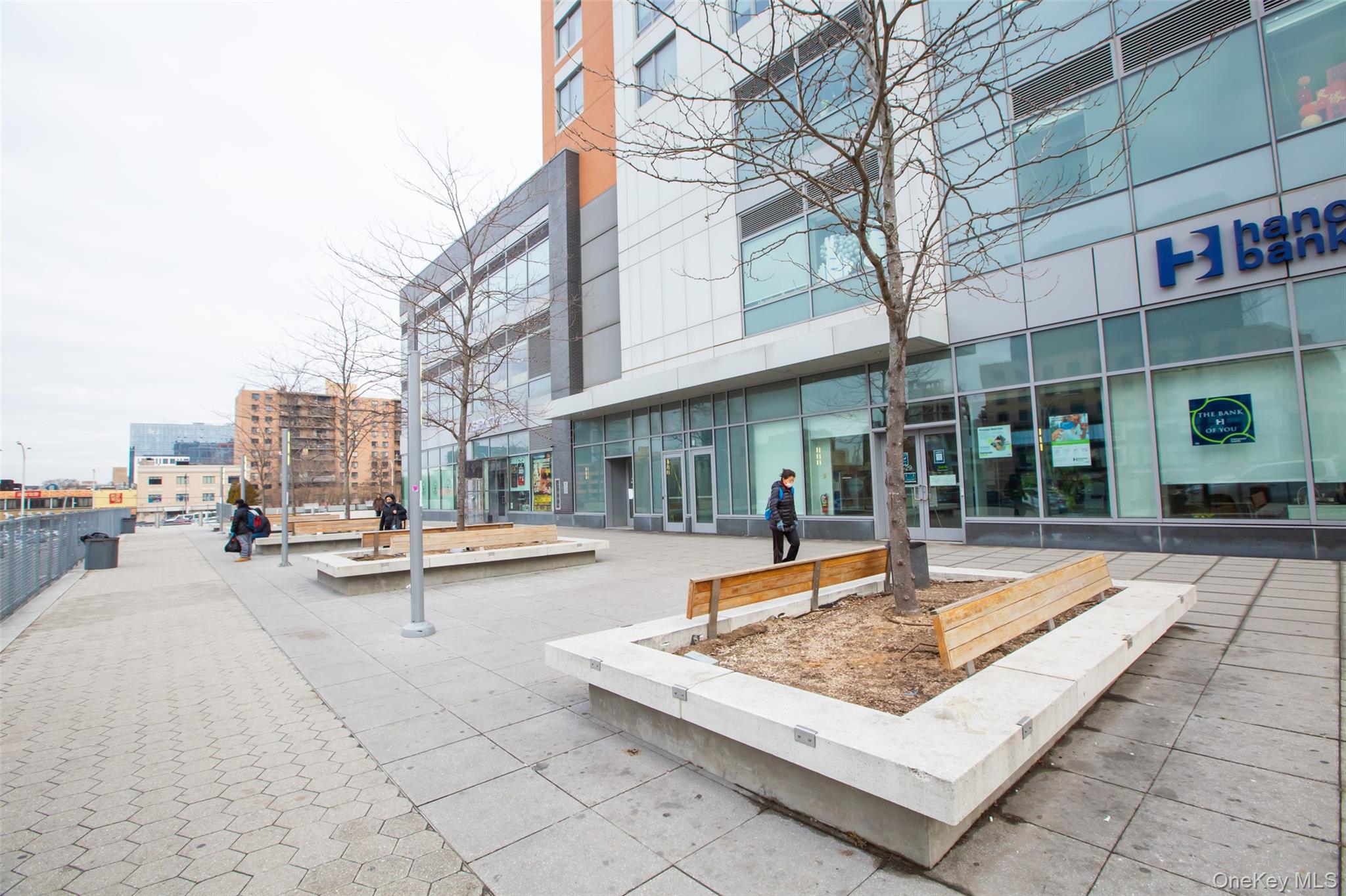 138-35 39th Avenue 17-H Flushing Flushing, NY 11354