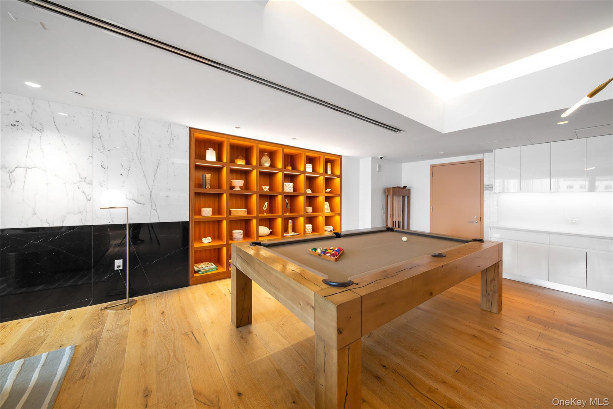 138-35 39th Avenue 17-H Flushing Flushing, NY 11354