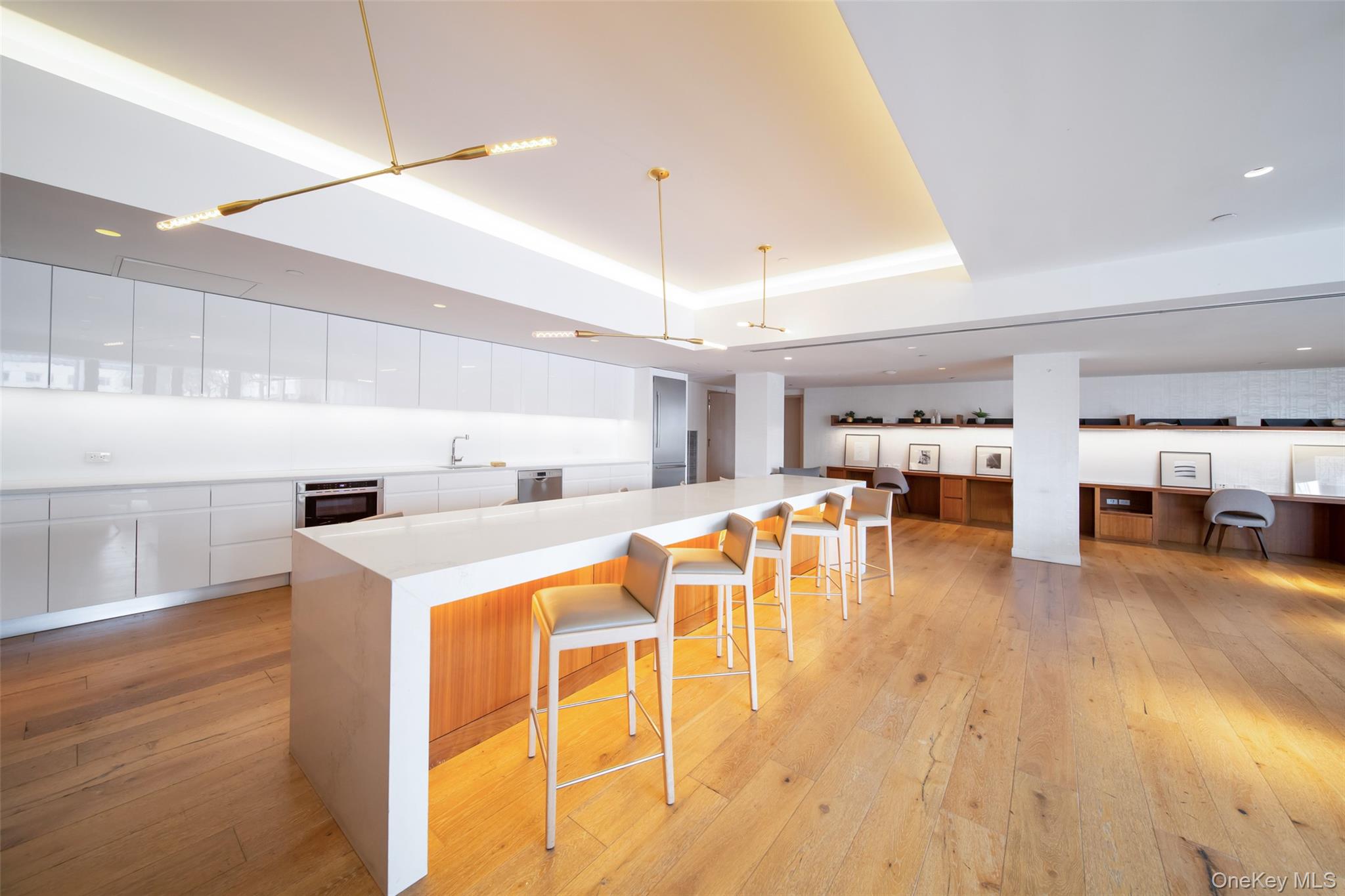 138-35 39th Avenue 17-H Flushing Flushing, NY 11354