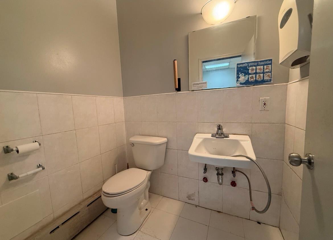 35-50 92nd Street Jackson Heights Jackson Heights, NY 11372