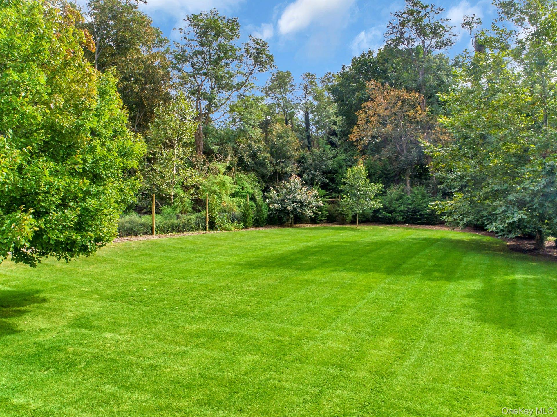 590 Soundview Av Extension Southold Southold, NY 11971