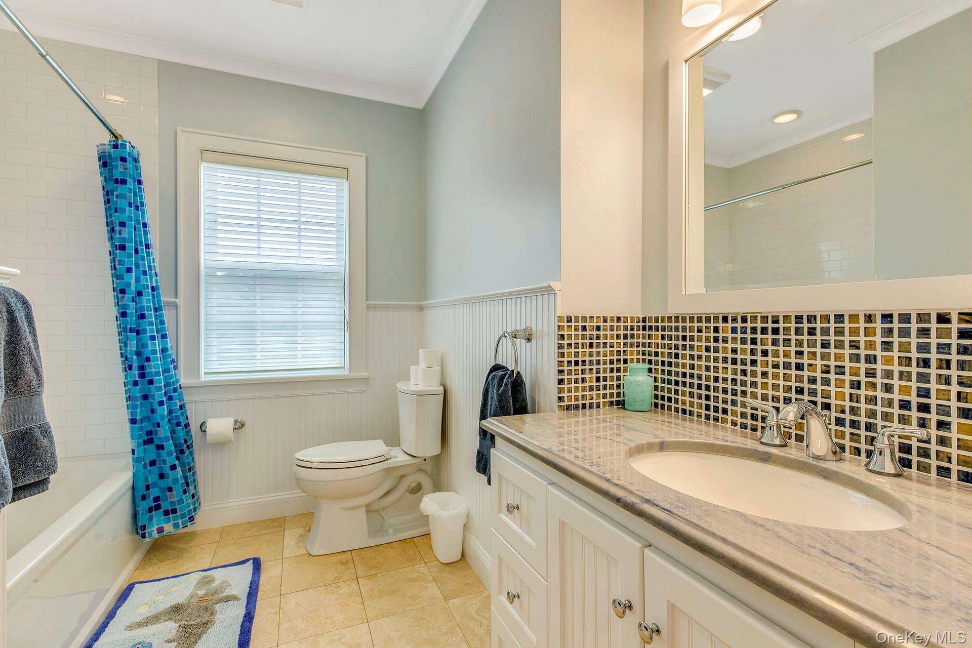 590 Soundview Av Extension Southold Southold, NY 11971