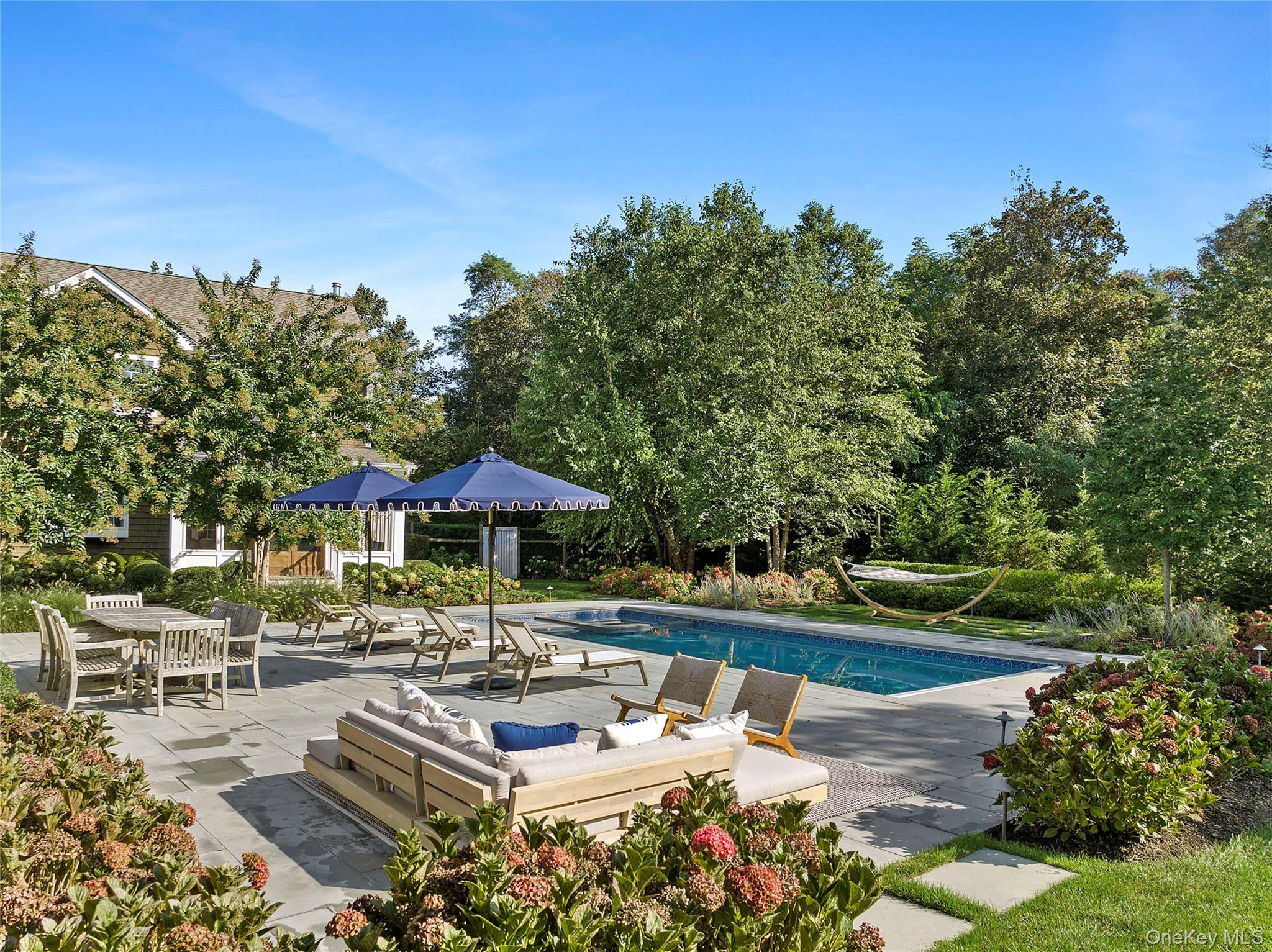 590 Soundview Av Extension Southold Southold, NY 11971