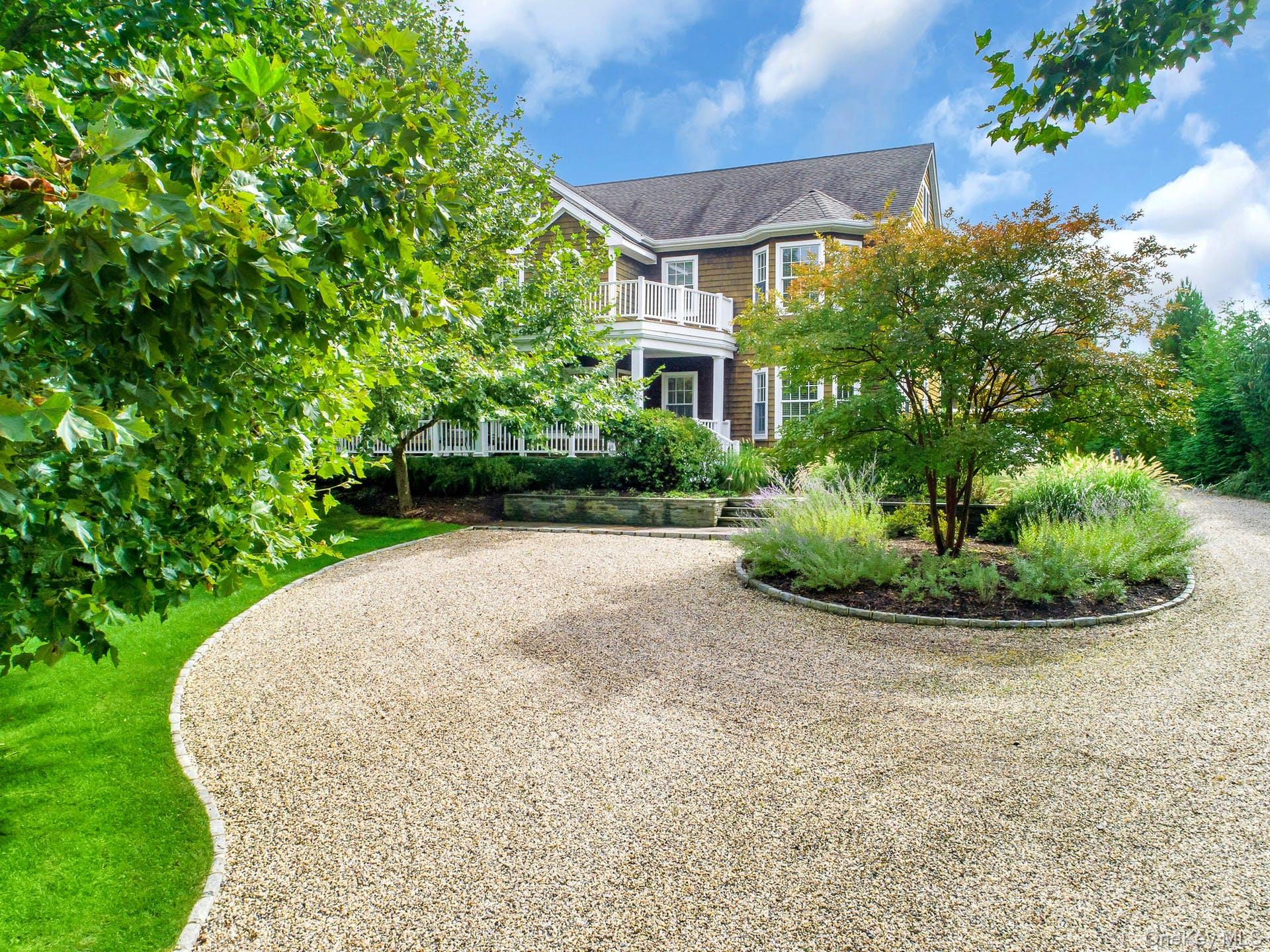 590 Soundview Av Extension Southold Southold, NY 11971