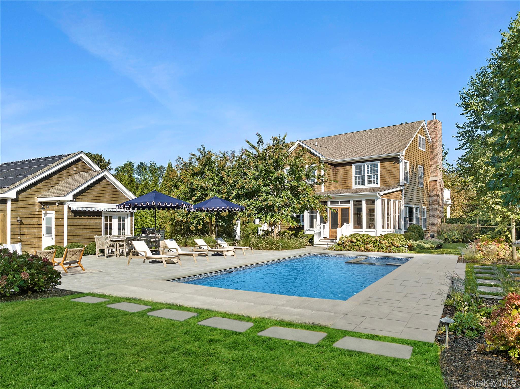 590 Soundview Av Extension Southold Southold, NY 11971