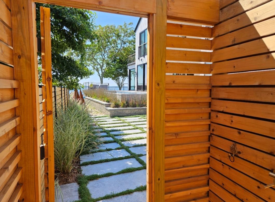 599 Peconic Bay Boulevard Jamesport Jamesport, NY 11947