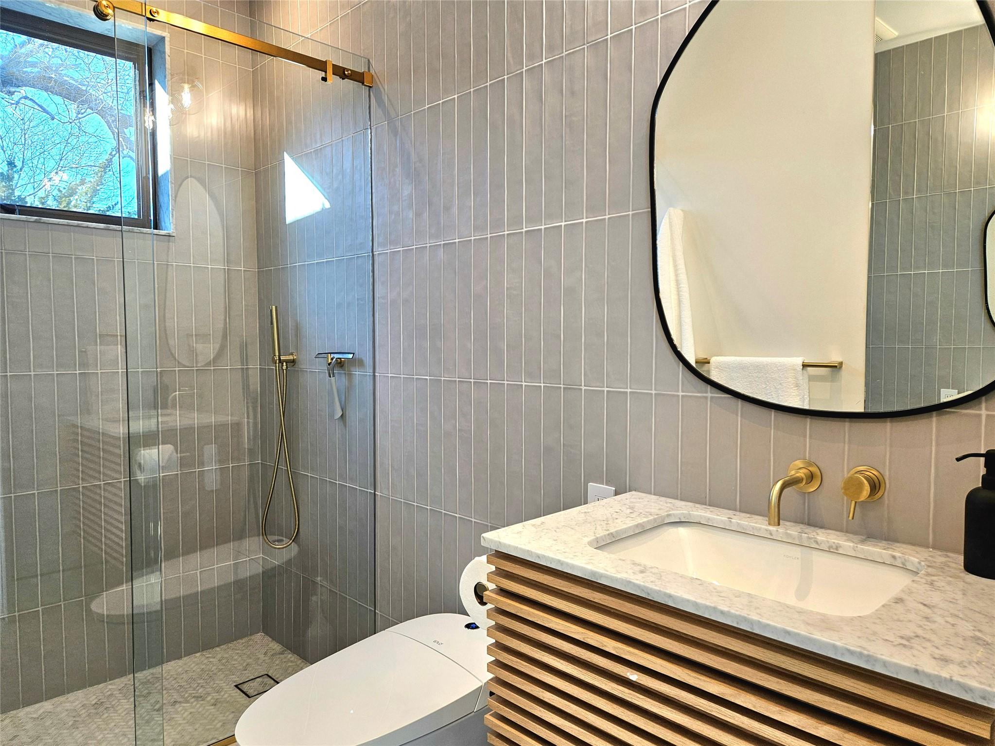 599 Peconic Bay Boulevard Jamesport Jamesport, NY 11947