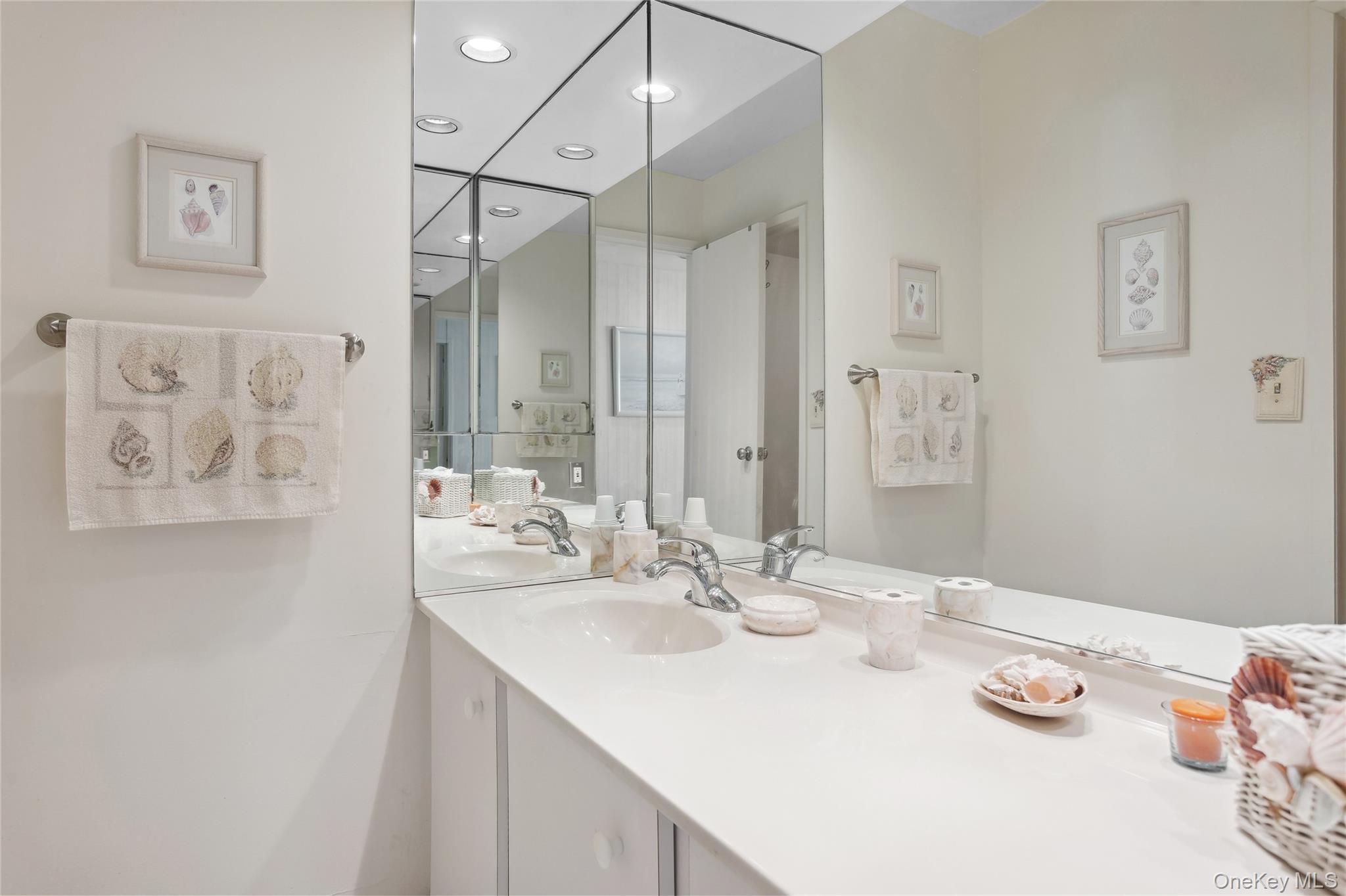 265 Dune Road 7-G Westhampton Beach Westhampton Beach, NY 11978