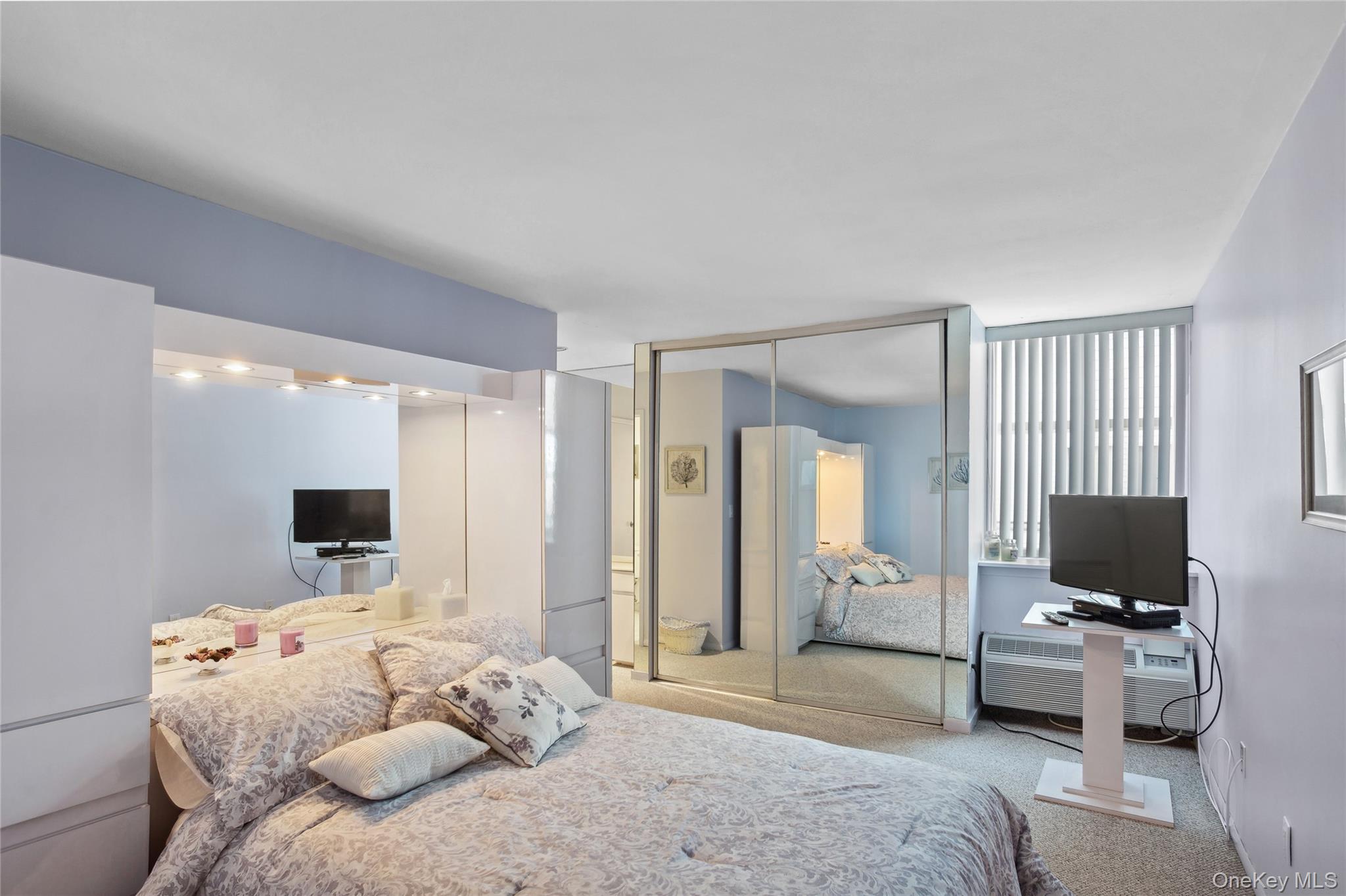 265 Dune Road 7-G Westhampton Beach Westhampton Beach, NY 11978