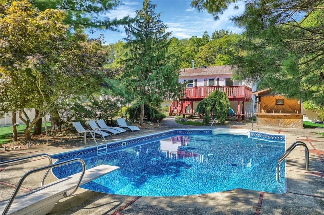 31 Gleason Drive Out of NYC Thiells, NY 10984