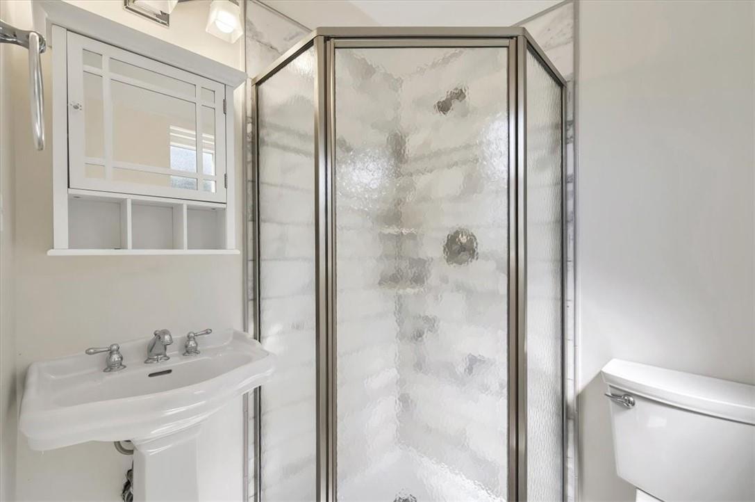 31 Gleason Drive Out of NYC Thiells, NY 10984