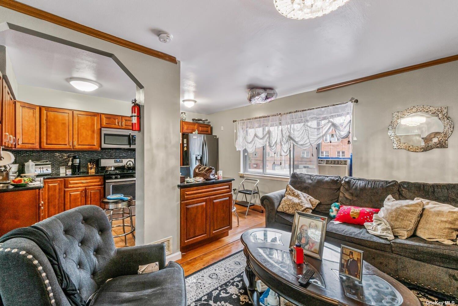 942 Jerome Street Brooklyn, NY 11207