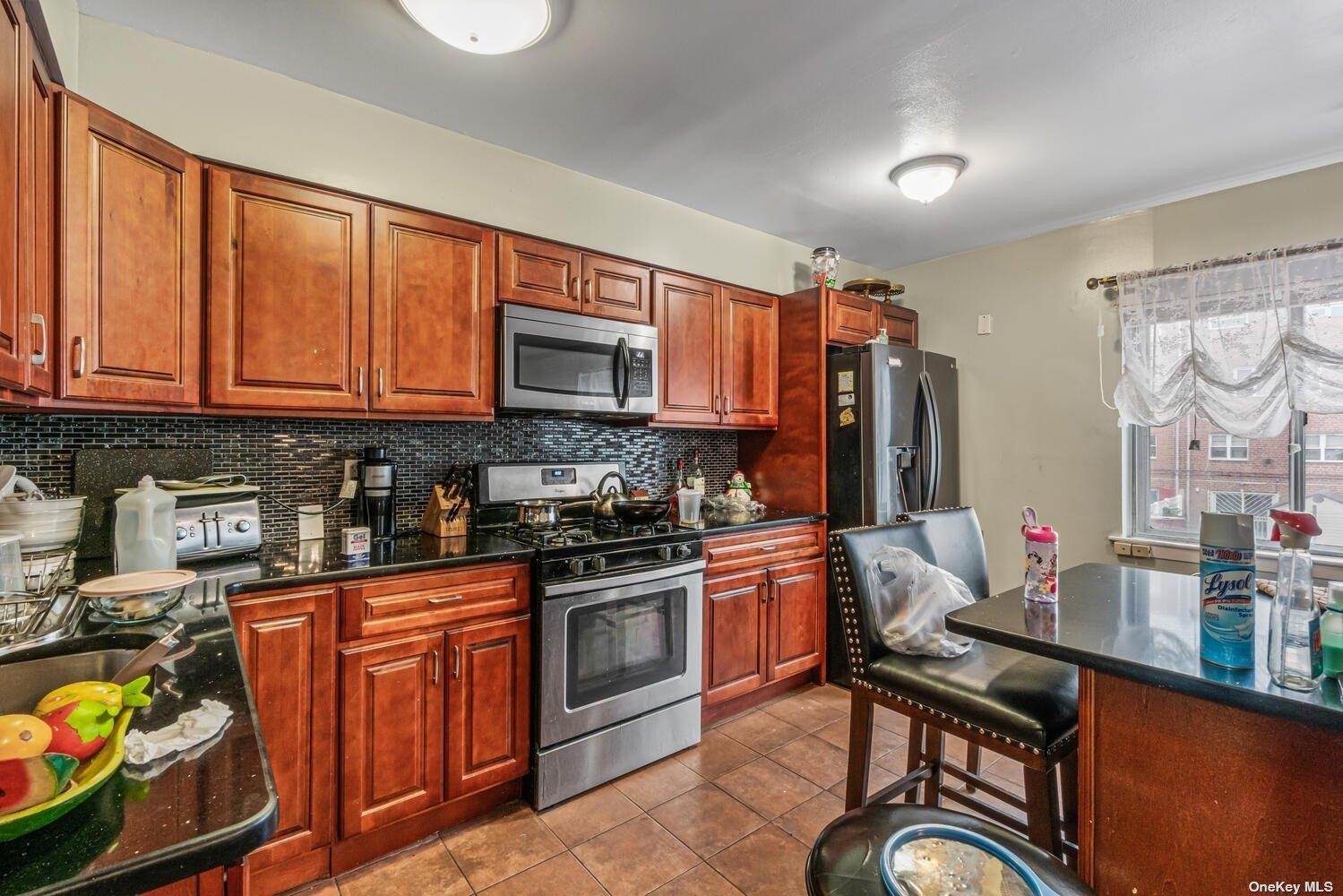 942 Jerome Street Brooklyn, NY 11207