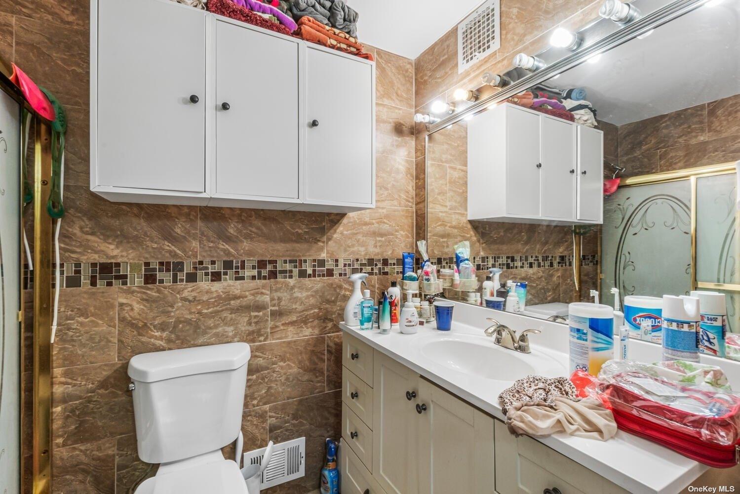 942 Jerome Street Brooklyn, NY 11207