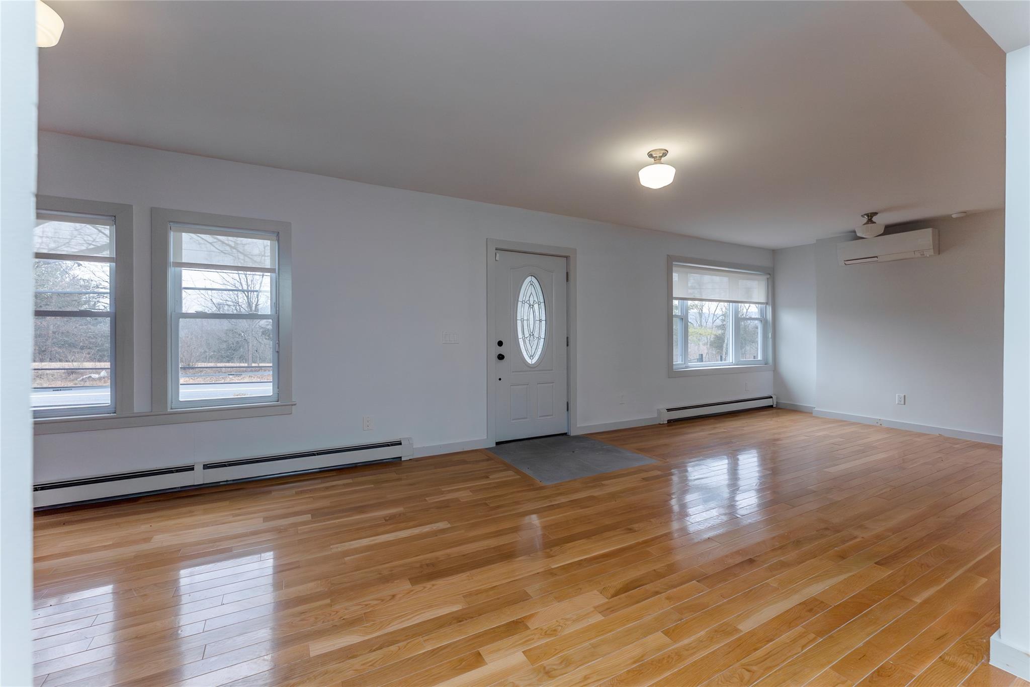 1091 Albany Post Road Out of NYC Gardiner, NY 12525