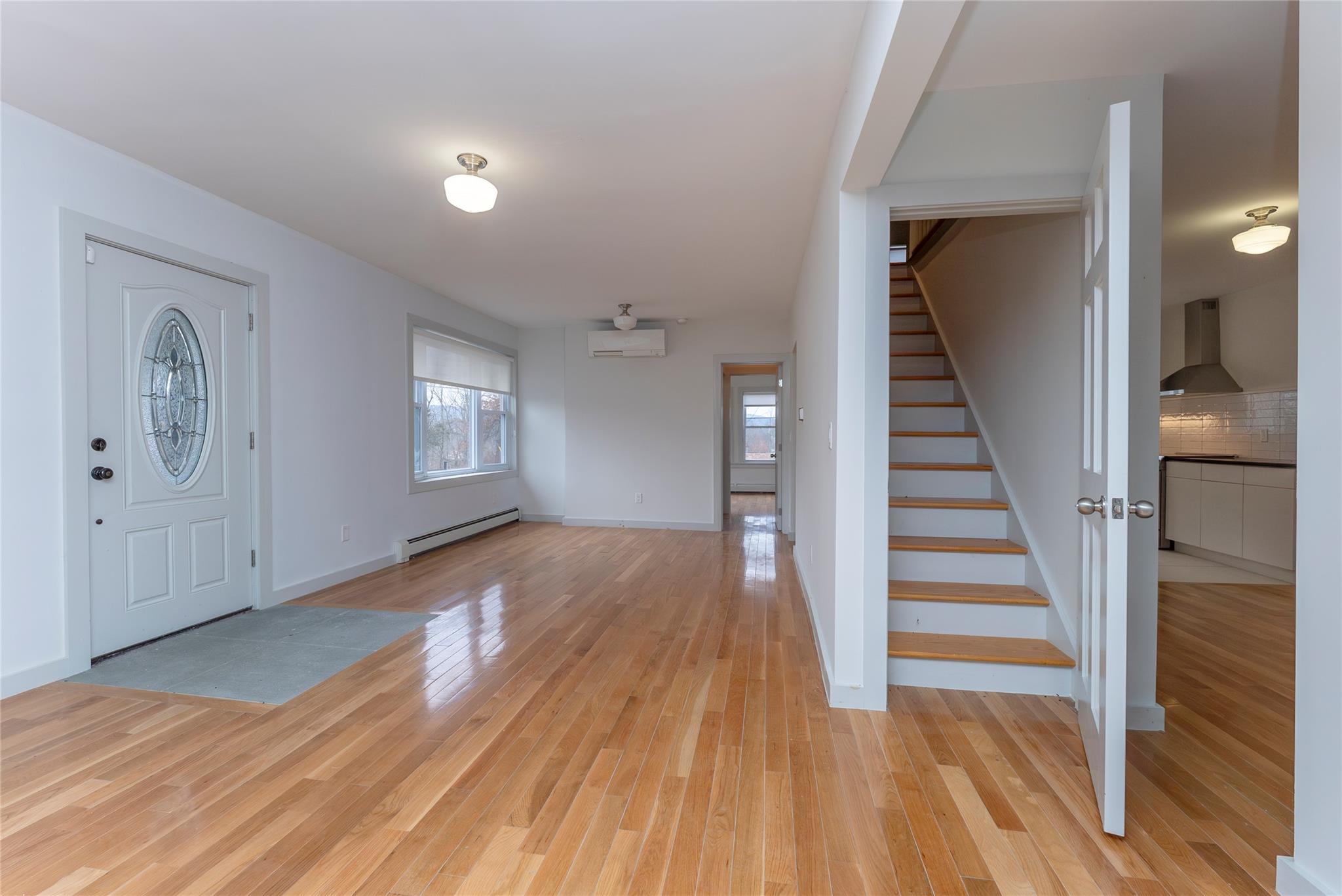 1091 Albany Post Road Out of NYC Gardiner, NY 12525