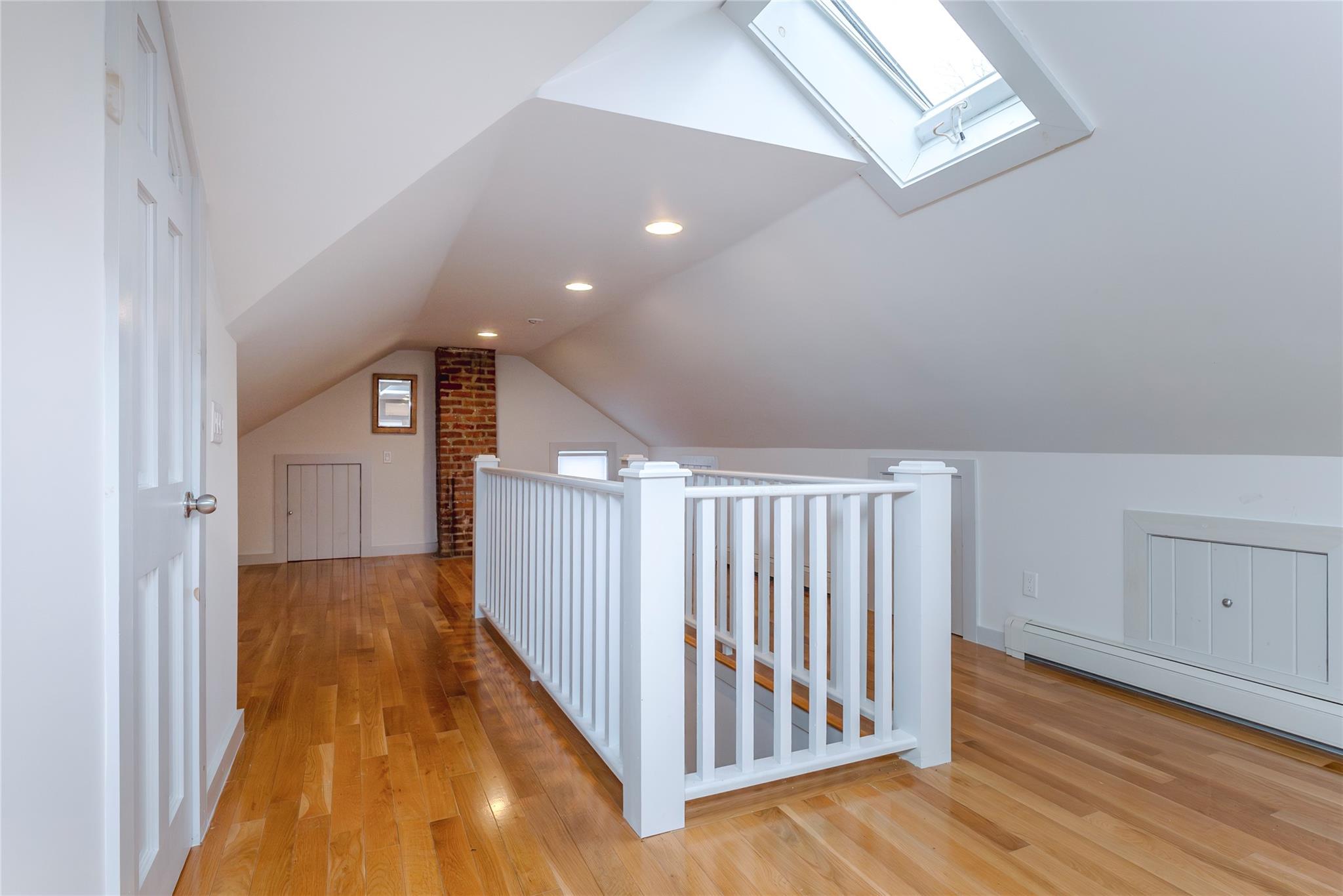 1091 Albany Post Road Out of NYC Gardiner, NY 12525