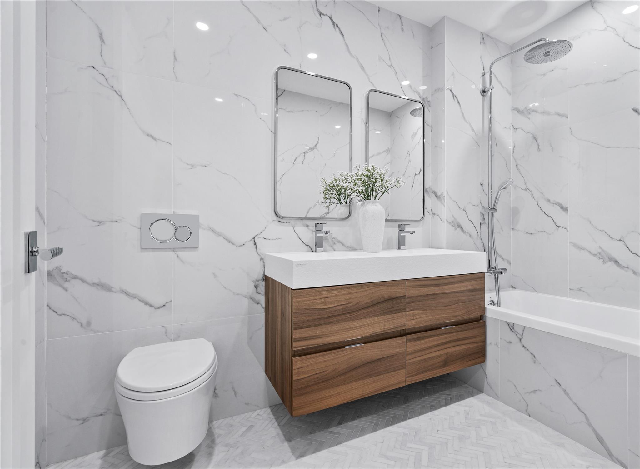 78-29 Austin Street TH-7 Forest Hills Forest Hills, NY 11375