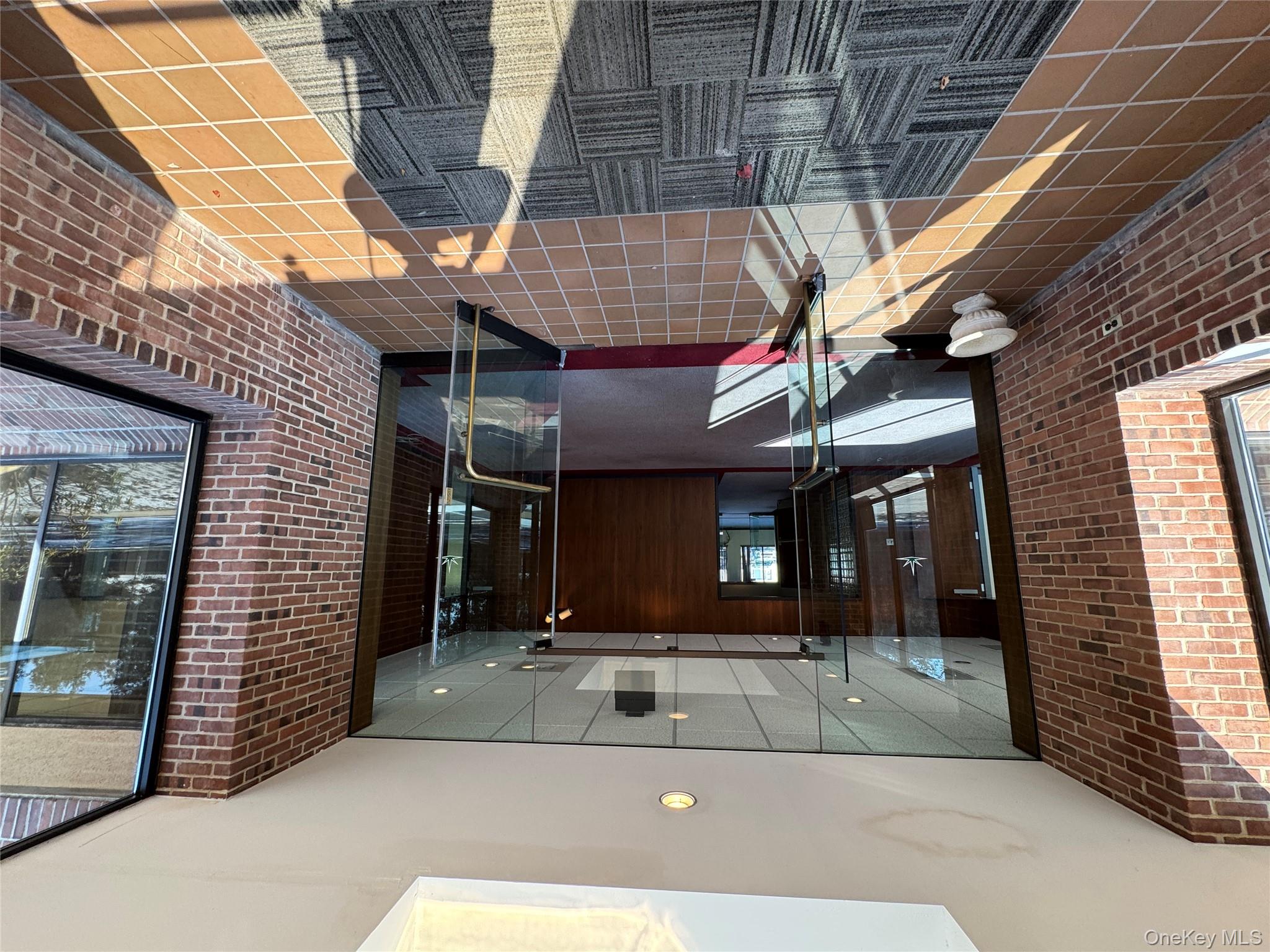 1400 Youngs Avenue Southold Southold, NY 11971