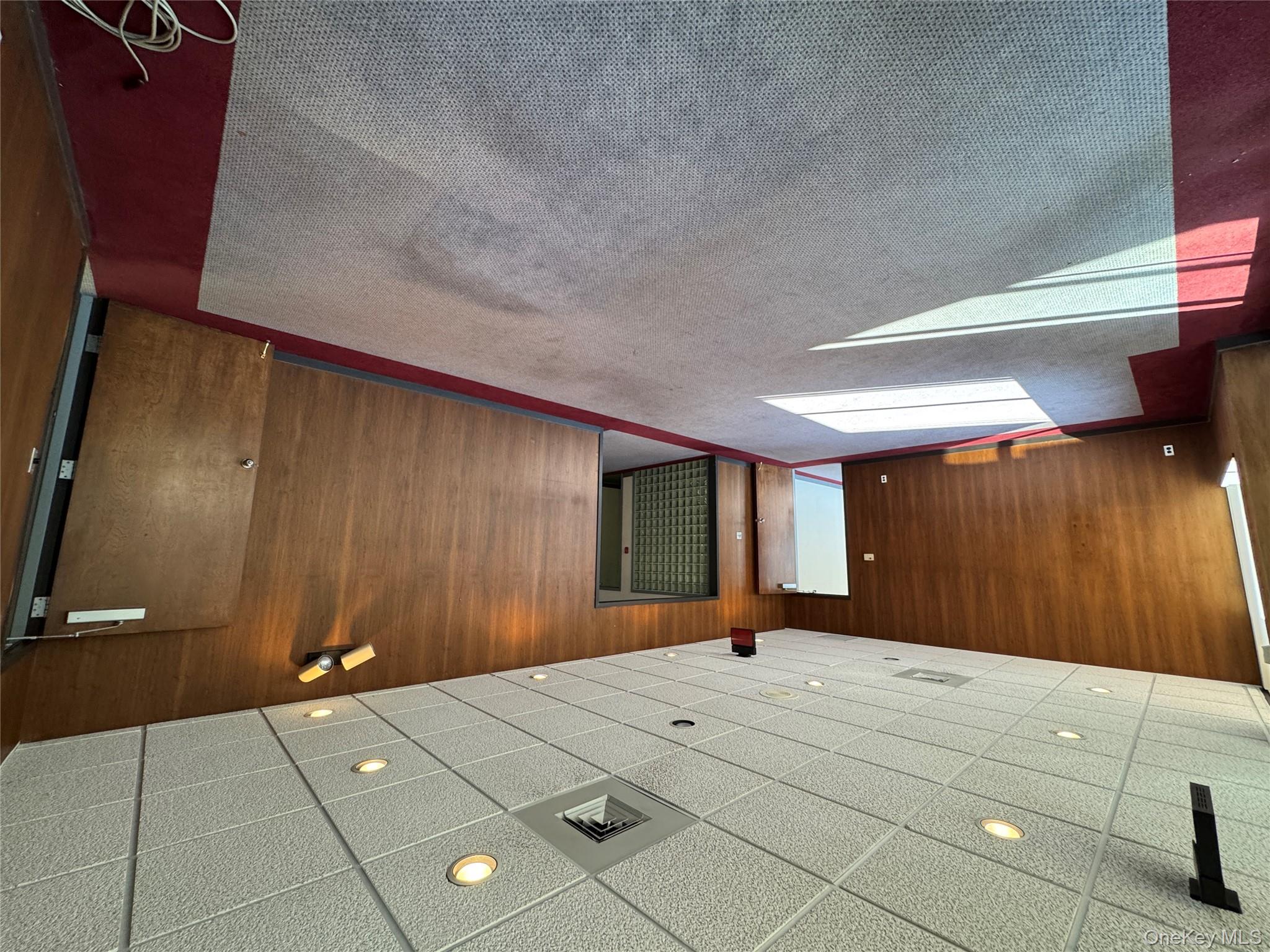 1400 Youngs Avenue Southold Southold, NY 11971