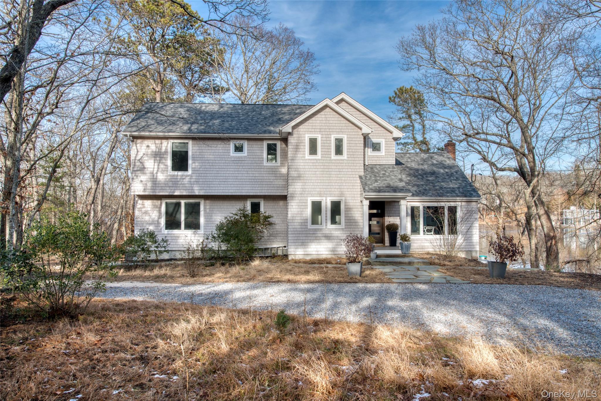 57 Big Fresh Pond Road Southampton Southampton, NY 11968